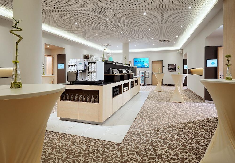 Novotel Centre Hotel 4*