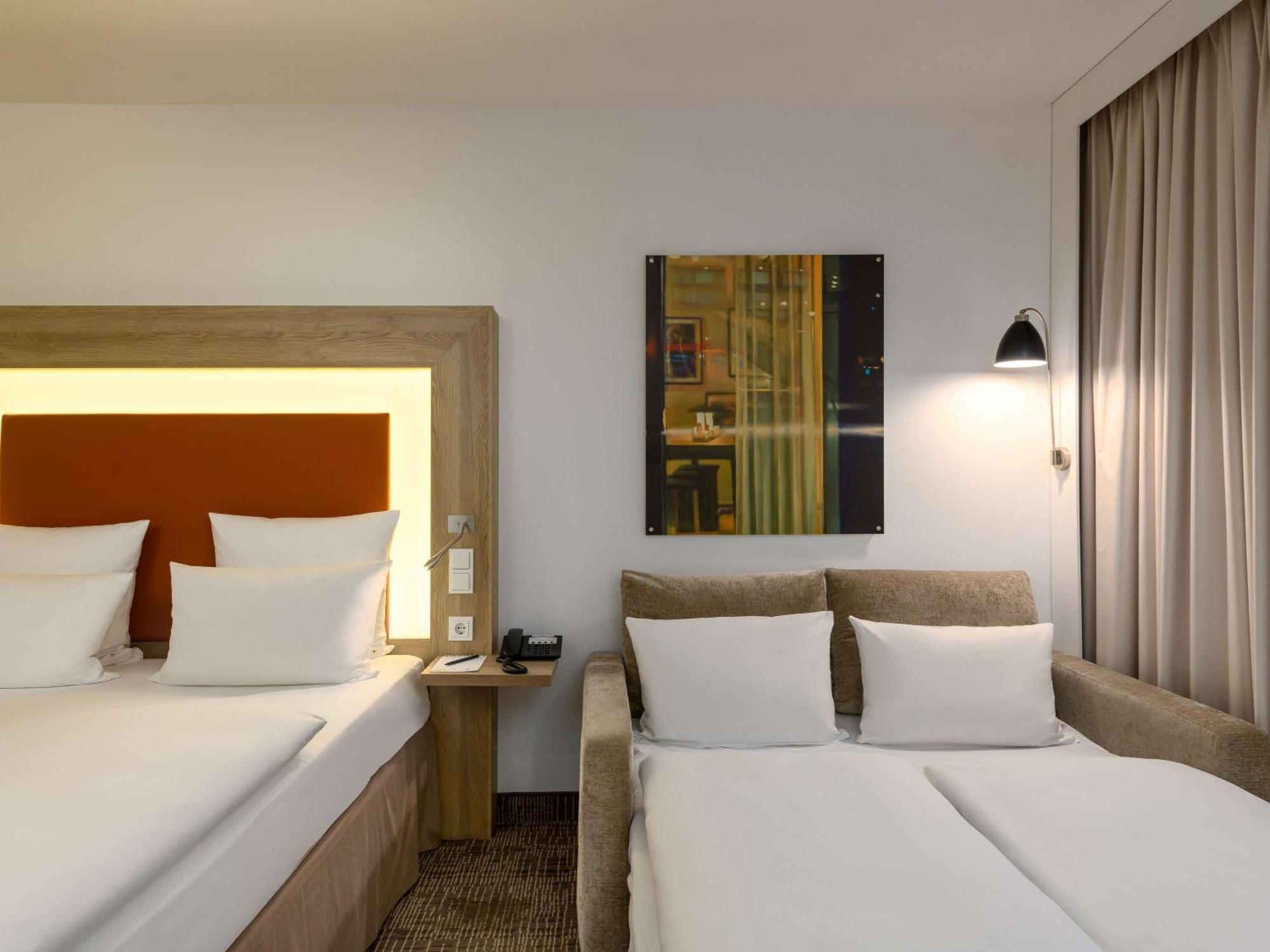 Hotel Novotel Centre 4*