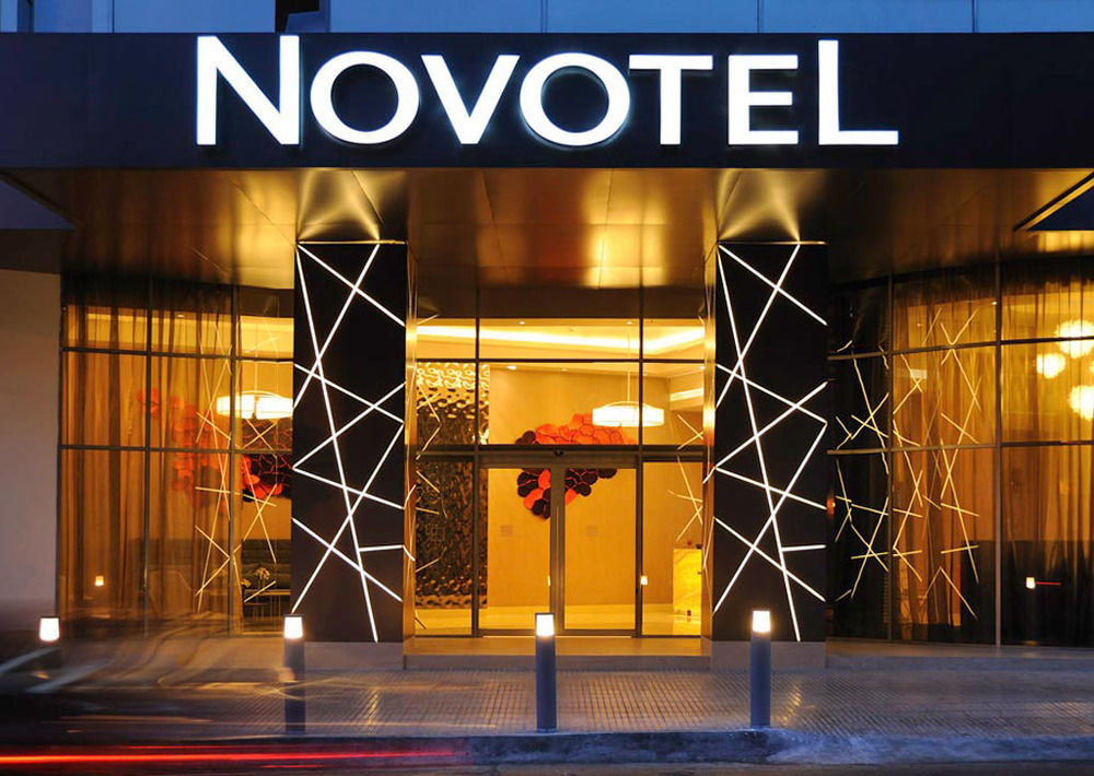 Novotel Centre Hotel 4*